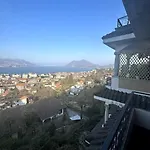 Lägenhet La Contea Panoramica 130 Mq Parking Free Stresa