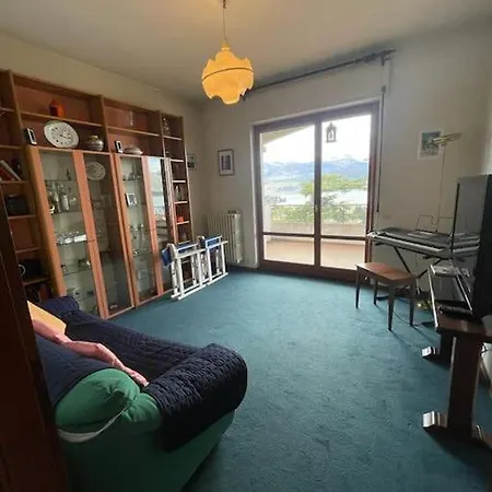 شقة La Contea Panoramica 130 Mq Parking Free ستريزا