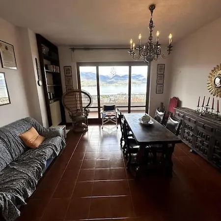 شقة La Contea Panoramica 130 Mq Parking Free ستريزا