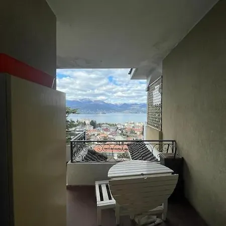 La Contea Panoramica 130 Mq Parking Free Daire *