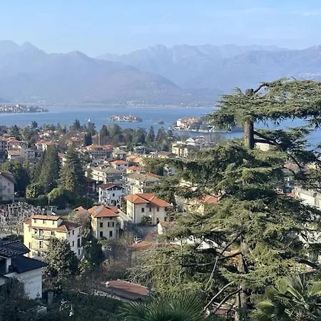 La Contea Panoramica 130 Mq Parking Free Daire Stresa
