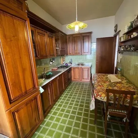 La Contea Panoramica 130 Mq Parking Free شقة ستريزا