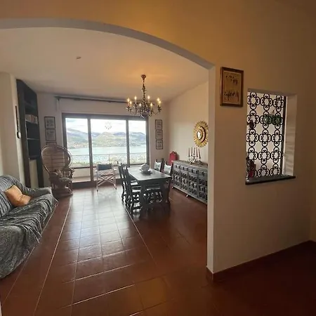 La Contea Panoramica 130 Mq Parking Free شقة ستريزا