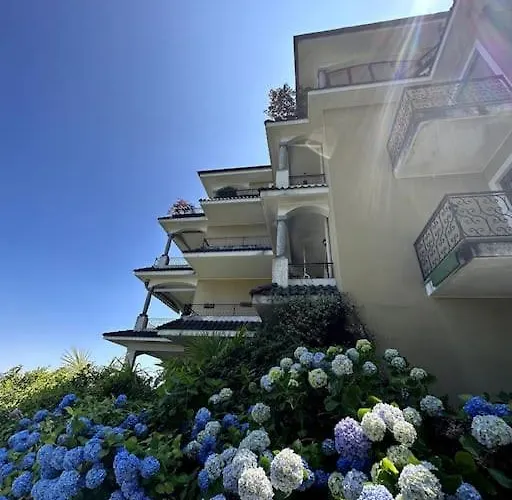 La Contea Panoramica 130 Mq Parking Free Apartmán